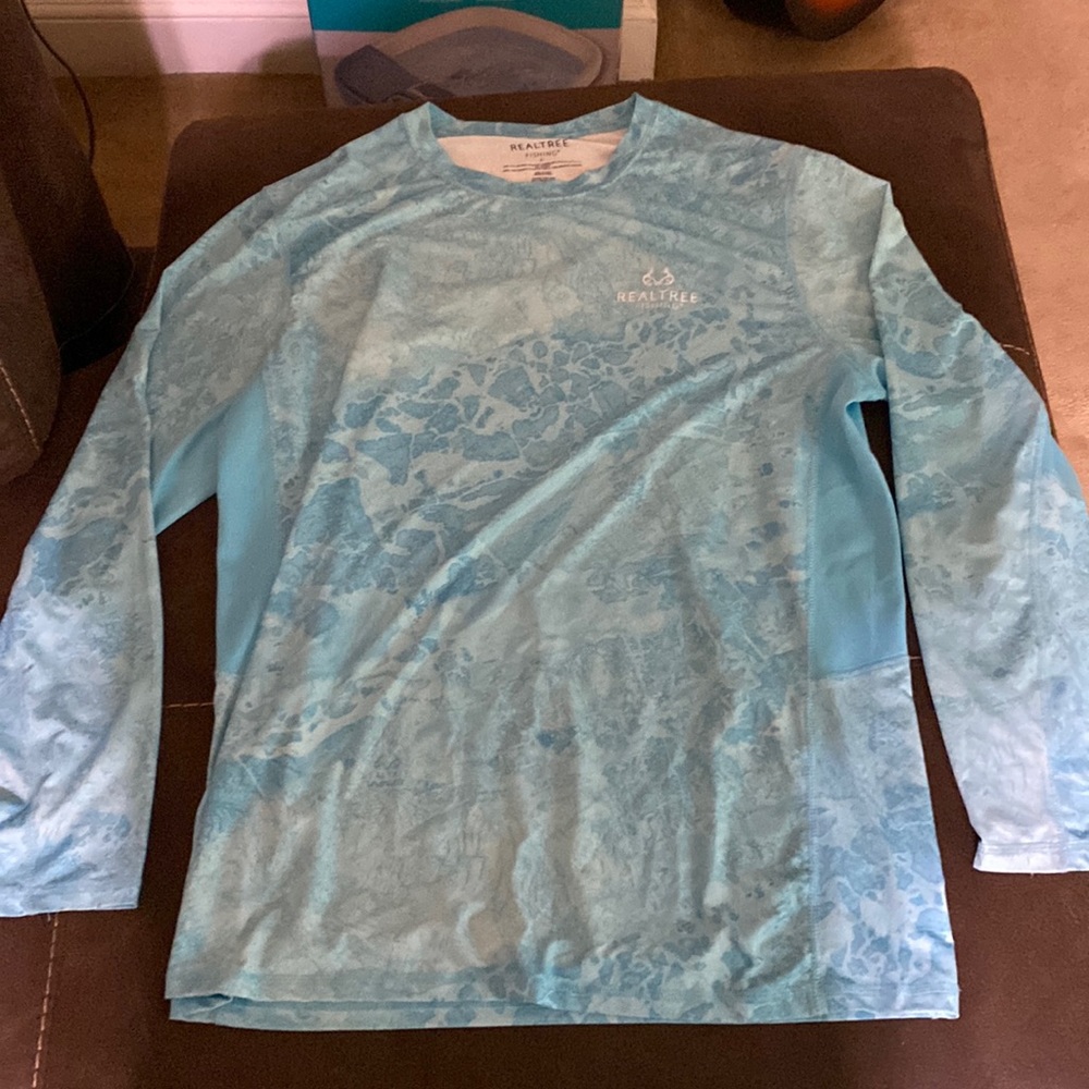 Blue real tree fishing shirt. Size large, long sleeve. Brand new